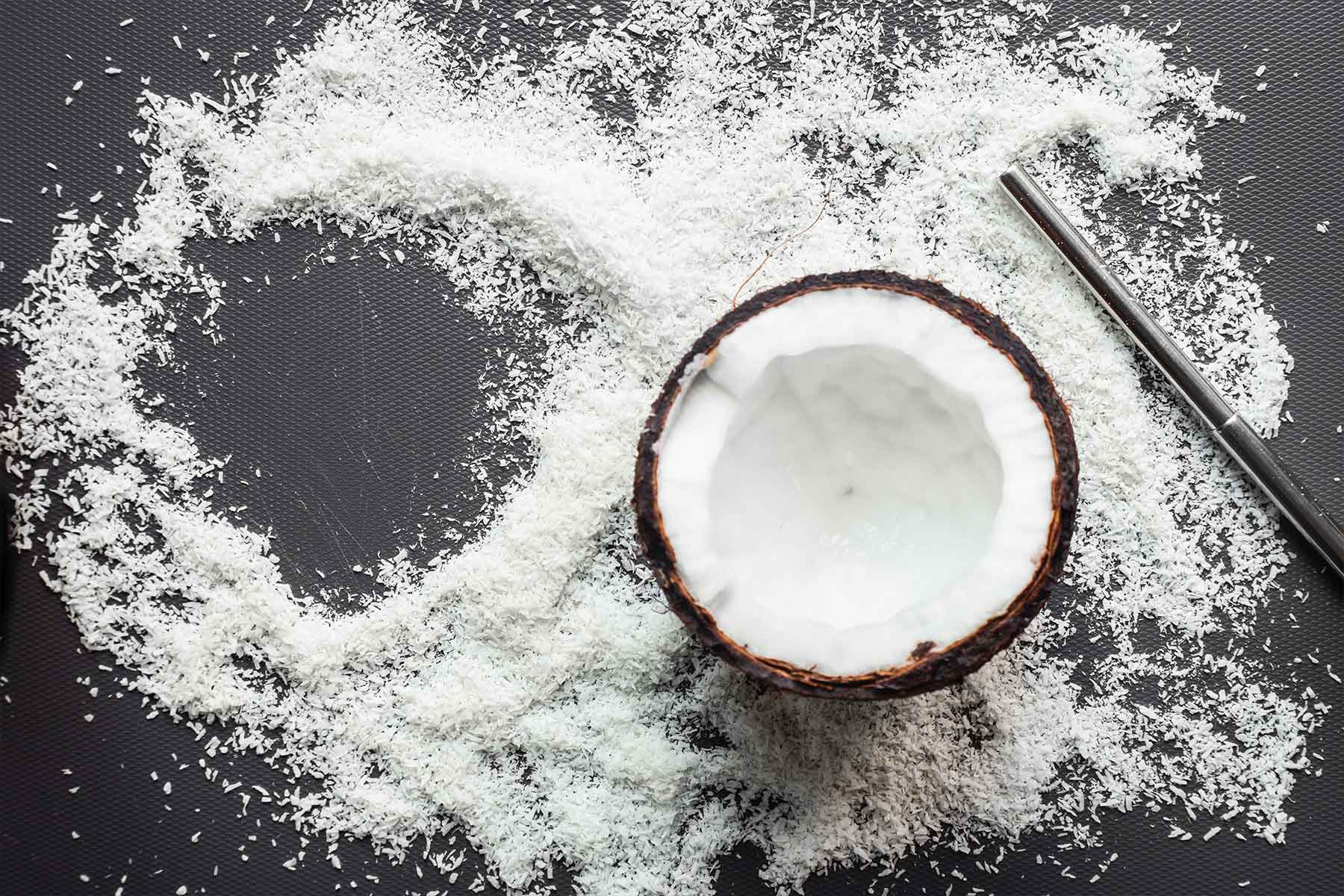 For further use, the coconut flesh is removed or cut from the dried coconut. This is known as copra and is then processed into coconut chips and coconut flakes. Coconut flour is made by finely grinding the copra and removing some of the oil. (Image: © Louis Hansel/unsplash.com)